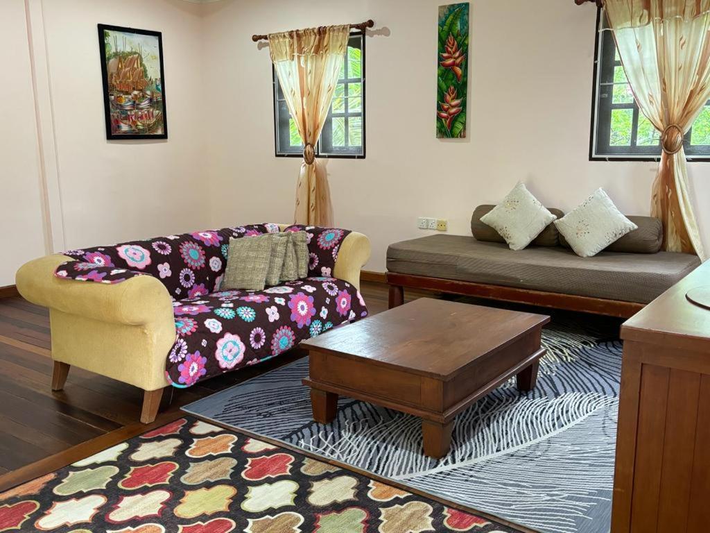 Padimas Villa @Datai Valley Exterior photo
