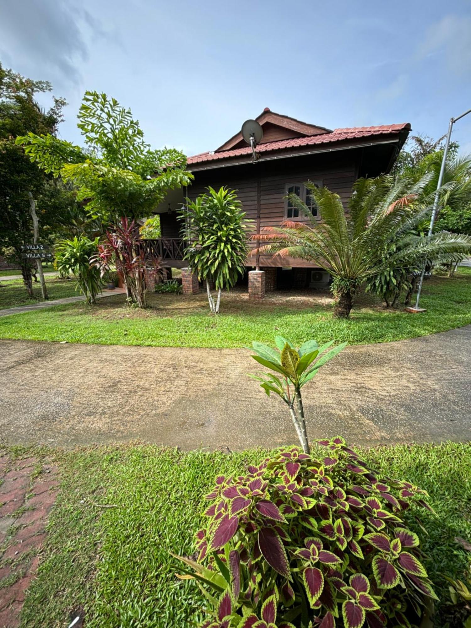 Padimas Villa @Datai Valley Exterior photo