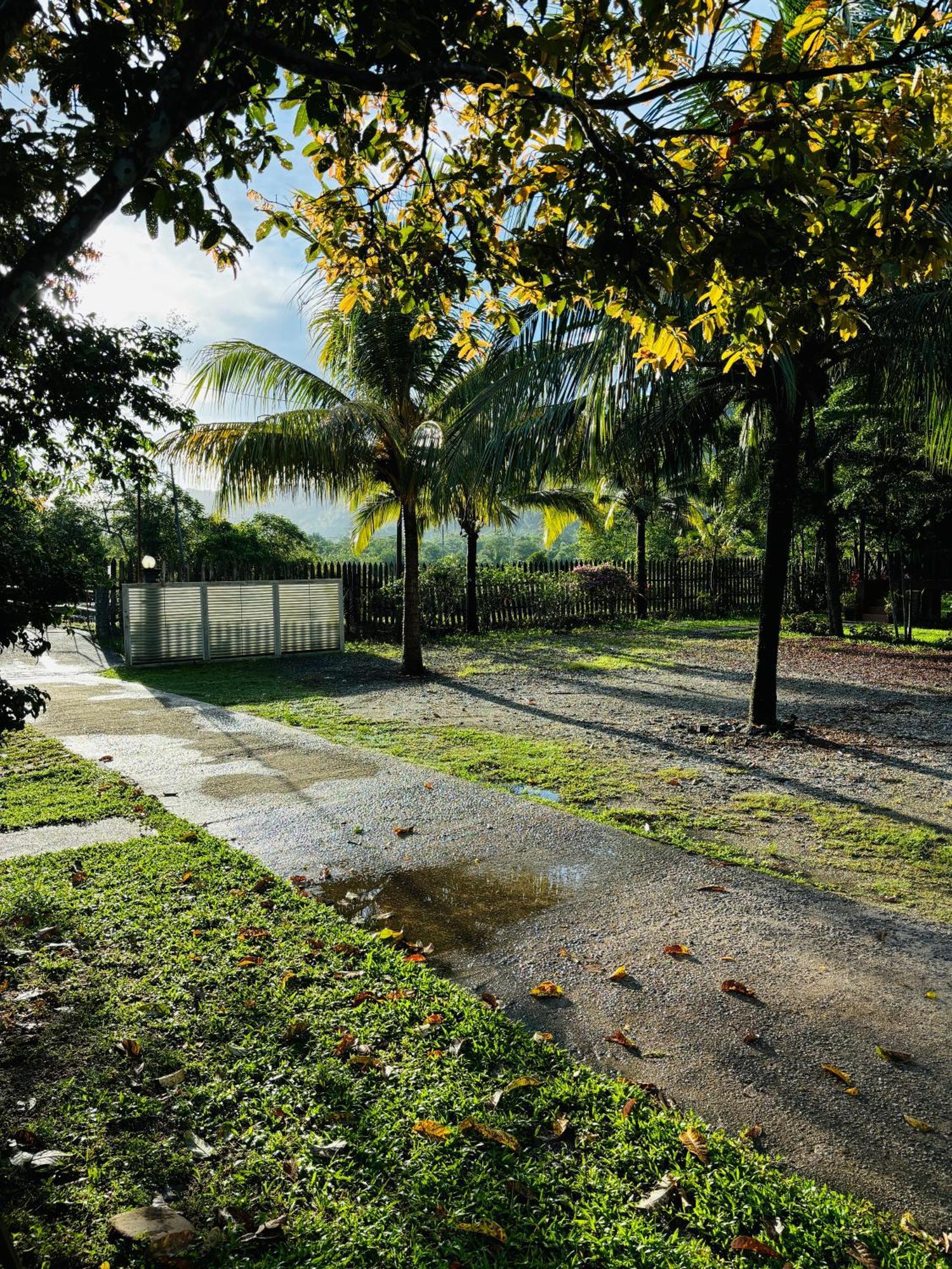 Padimas Villa @Datai Valley Exterior photo