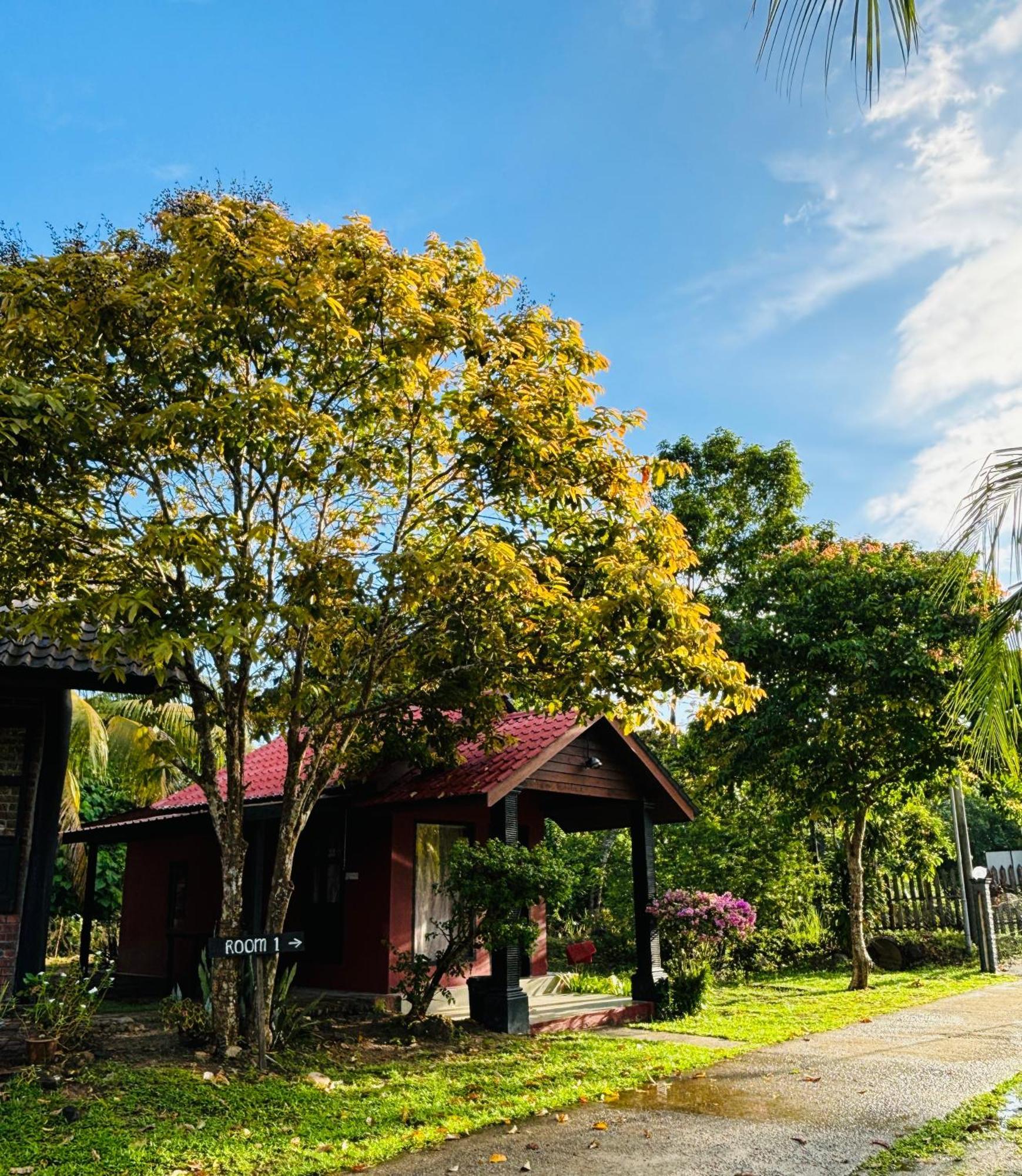 Padimas Villa @Datai Valley Exterior photo