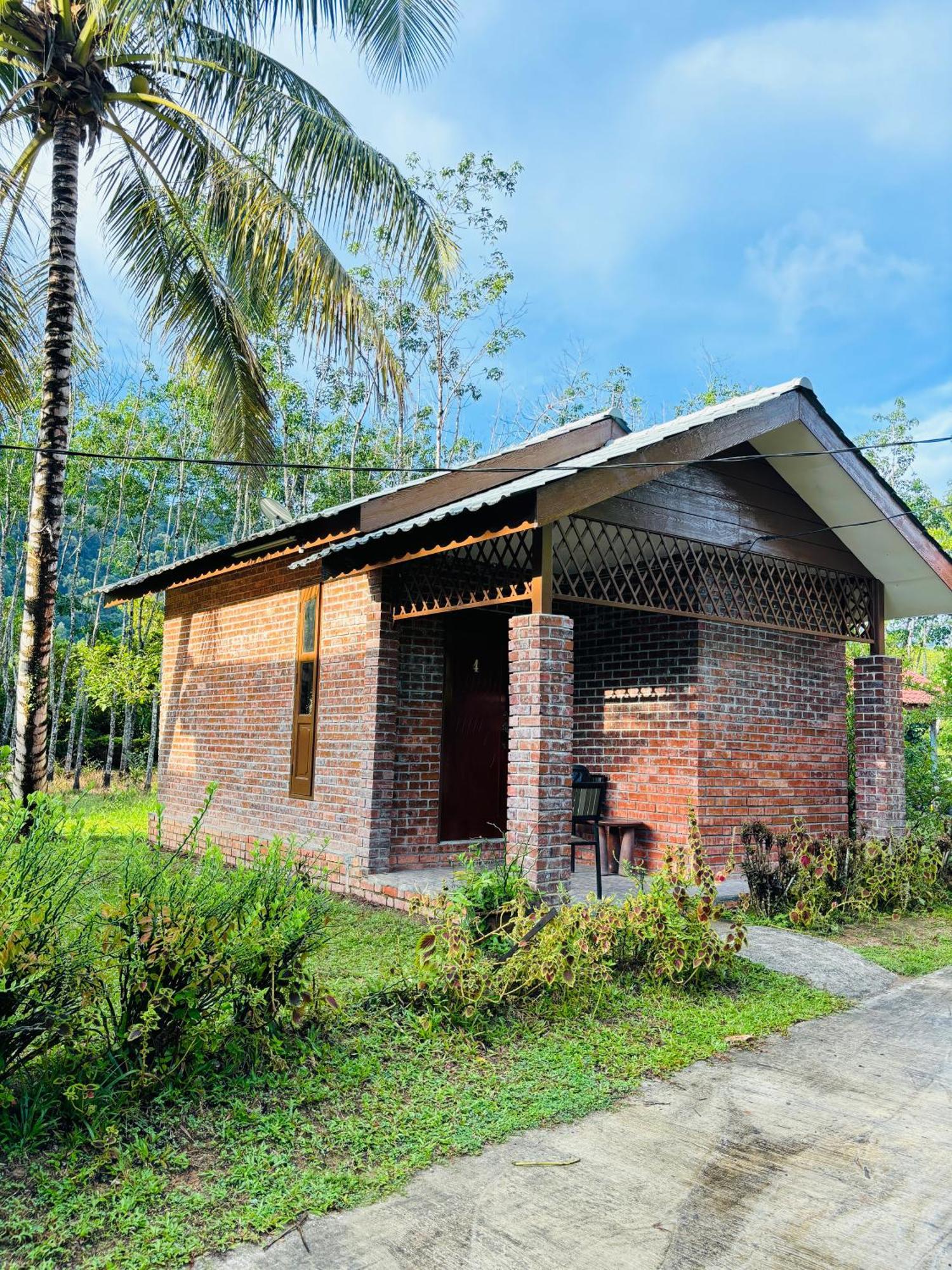 Padimas Villa @Datai Valley Exterior photo